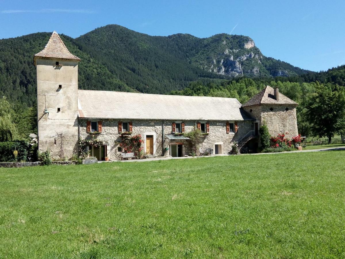 Le Colombier Bed & Breakfast Glandage Eksteriør bilde